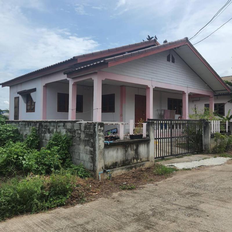 บ้านเกาะ เมืองอุตรดิตถ์ อุตรดิตถ์